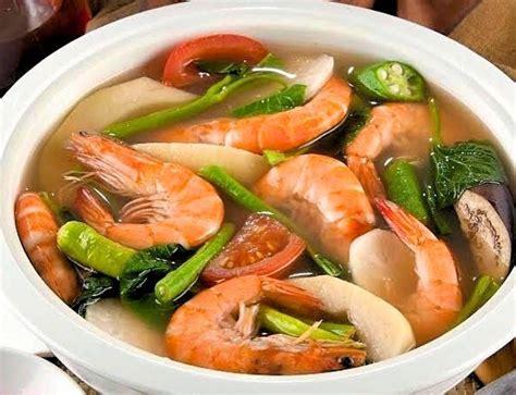  Sinigang na Hipon: Tarttuva kirsikkahöyhen ja savustajien maku yhdessä!